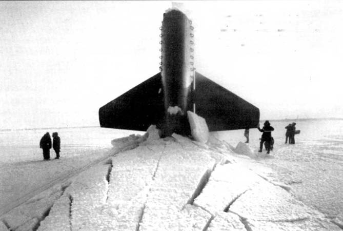 Иллюстрация к книге — Атомные субмарины США [pic_100.jpg]