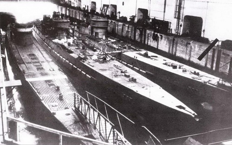 Иллюстрация к книге — Германские субмарины Тип IXC крупным планом [pic_2.jpg]