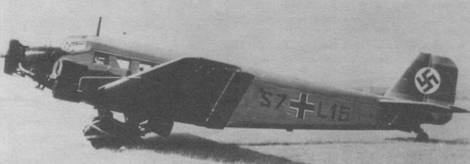 Иллюстрация к книге — Транспортный самолет Юнкерс Ju 52/3m [pic_10.jpg]