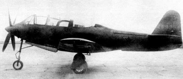 Иллюстрация к книге — ИСТРЕБИТЕЛЬ P-63 «КИНГКОБРА» [i_049.jpg]