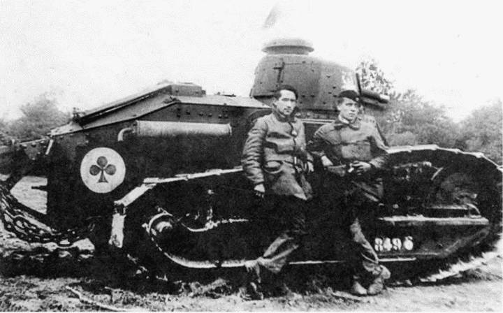 Иллюстрация к книге — Танк №1 &quot;Рено ФТ-17&quot;. Первый, легендарный [i_021.jpg]