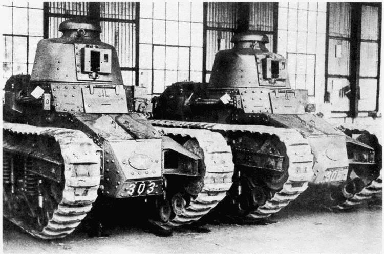 Иллюстрация к книге — Танк №1 &quot;Рено ФТ-17&quot;. Первый, легендарный [i_093.jpg]