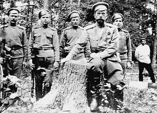 Иллюстрация к книге — Судьба императора Николая II после отречения. Историко-критические очерки [i_020.jpg]
