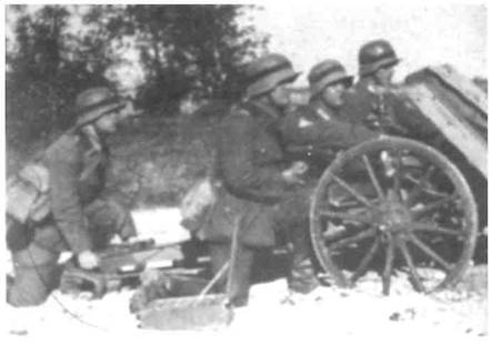 Иллюстрация к книге — Боевое снаряжение вермахта 1939-1945 гг. [any2fbimgloader18.jpg]