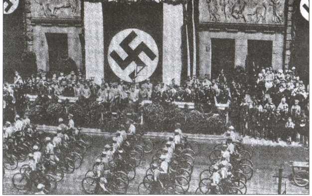 Иллюстрация к книге — Политические солдаты Гитлера [i_045.jpg]