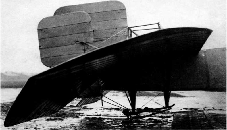 Иллюстрация к книге — &quot;Илья Муромец&quot;. Гордость русской авиации [i_032.jpg]