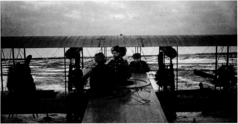 Иллюстрация к книге — &quot;Илья Муромец&quot;. Гордость русской авиации [i_102.jpg]