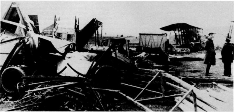 Иллюстрация к книге — &quot;Илья Муромец&quot;. Гордость русской авиации [i_231.jpg]