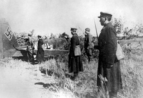 Иллюстрация к книге — 1941. &quot;Сталинские соколы&quot; против Люфтваффе [autogen_ebook_id176.jpg]