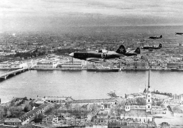 Иллюстрация к книге — 1941. &quot;Сталинские соколы&quot; против Люфтваффе [autogen_ebook_id338.jpg]