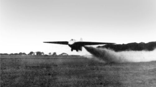 Иллюстрация к книге — Me 163 &quot;Komet&quot; – истребитель &quot;Летающих крепостей&quot; [i_012.jpg]