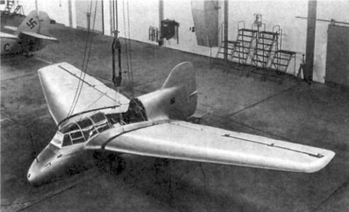 Иллюстрация к книге — Me 163 &quot;Komet&quot; – истребитель &quot;Летающих крепостей&quot; [i_017.jpg]