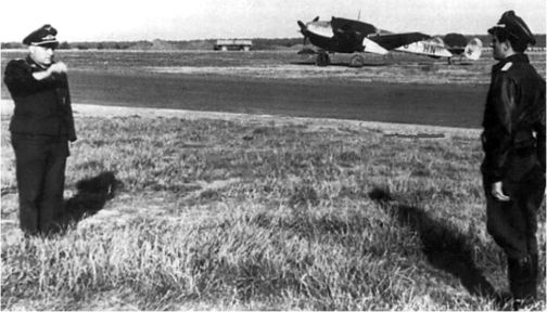 Иллюстрация к книге — Me 163 &quot;Komet&quot; – истребитель &quot;Летающих крепостей&quot; [i_063.jpg]
