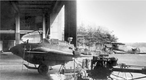 Иллюстрация к книге — Me 163 &quot;Komet&quot; – истребитель &quot;Летающих крепостей&quot; [i_091.jpg]