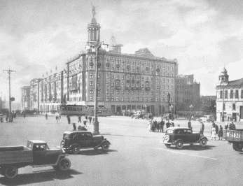 Иллюстрация к книге — Повседневная жизнь Москвы в Сталинскую эпоху. 1930-1940 года [i_052.jpg]