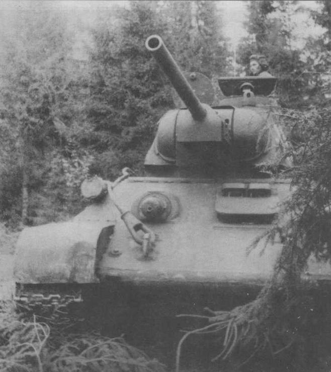 Иллюстрация к книге — Т-34 История танка [img_135.jpg]