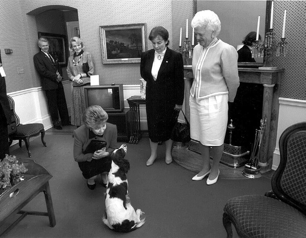 Иллюстрация к книге — Горбачев. Его жизнь и время [i_050.jpg]