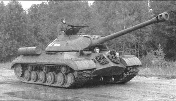 Иллюстрация к книге — Тяжёлый танк Т-10 [pic_3.jpg]
