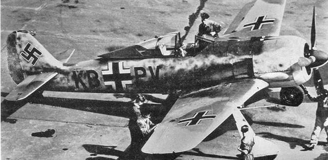 Иллюстрация к книге — Фокке-Вульф Fw 190, 1936-1945 [pic_3.jpg]