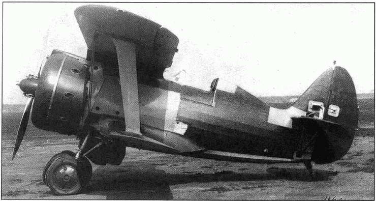 Иллюстрация к книге — Истребитель И-153 «Чайка» [i_015.jpg]