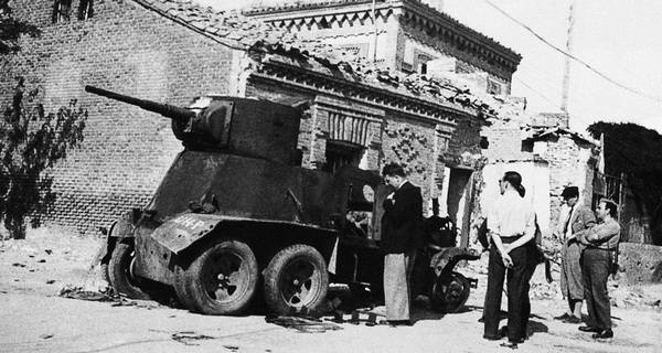 Бронемашины Сталина, 1925-1945