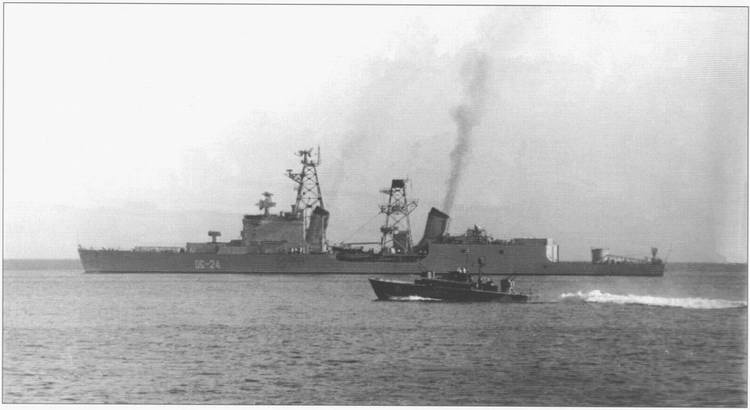 Иллюстрация к книге — Советский ракетный крейсер. Зигзаги эволюции [i_034.jpg]