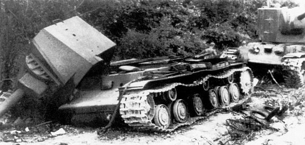 Тяжёлый танк КВ-2