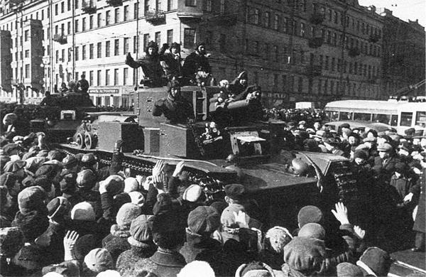 Иллюстрация к книге — Средний танк Т-28. Трёхглавый монстр Сталина [i_129.jpg]