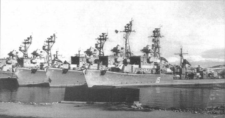 Иллюстрация к книге — Таинственные корабли адмирала Горшкова [pic_2.jpg]