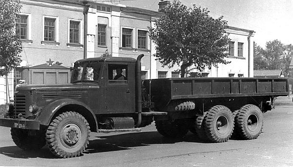 Иллюстрация к книге — Автомобили Советской Армии 1946-1991 [_118.jpg]