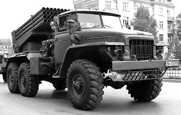 Иллюстрация к книге — Автомобили Советской Армии 1946-1991 [_234.jpg]