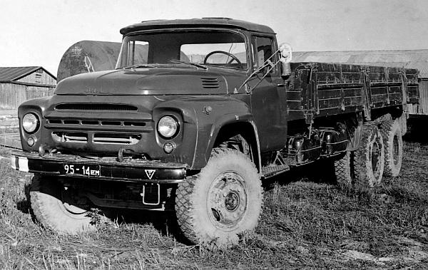 Иллюстрация к книге — Автомобили Советской Армии 1946-1991 [_274.jpg]
