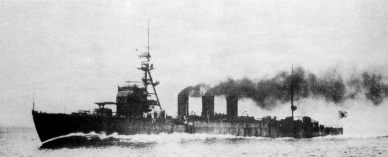 Иллюстрация к книге — Легкие крейсера Японии. 1917-1945 гг. [img_253.jpg]