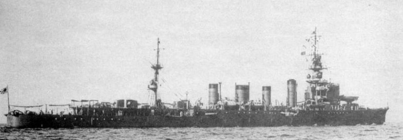 Иллюстрация к книге — Легкие крейсера Японии. 1917-1945 гг. [img_294.jpg]