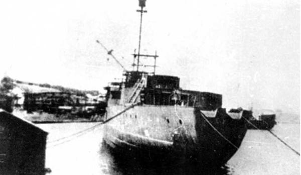 Иллюстрация к книге — Гвардейский крейсер «Красный Кавказ». [pic_50.jpg]