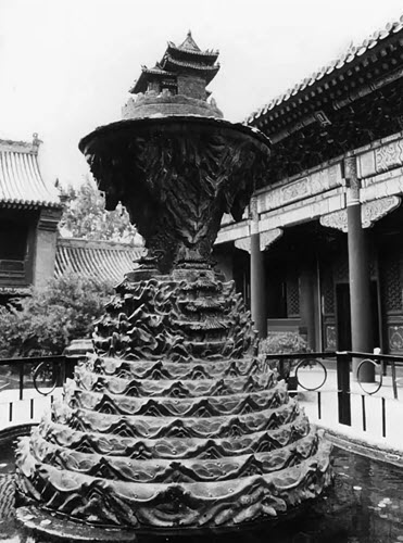 Иллюстрация к книге — Боги с небес [i_051.jpg]