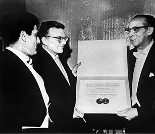 Иллюстрация к книге — Шостакович. Жизнь. Творчество. Время [i_100.jpg]