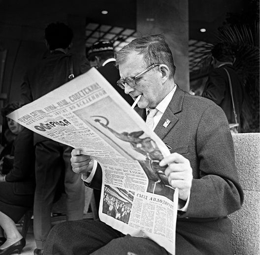 Иллюстрация к книге — Шостакович. Жизнь. Творчество. Время [i_109.jpg]