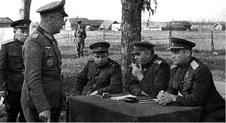 Иллюстрация к книге — Полководцы Второй мировой. Красная армия против вермахта  [i_026.jpg]