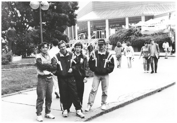 Иллюстрация к книге — Притяжение сверхмарафона  [i_003.jpg]