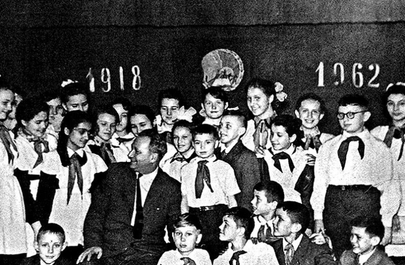 Иллюстрация к книге — Собибор / Послесловие [i_089.jpg]