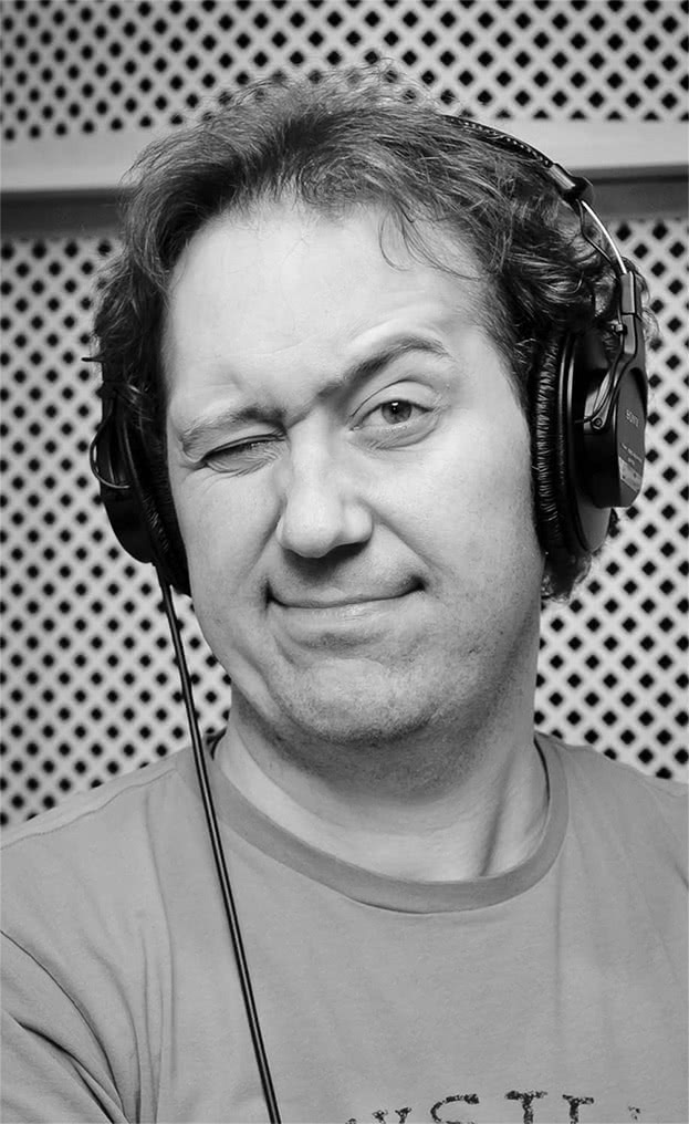 Иллюстрация к книге — Квартет Я. Как создавался самый смешной театр страны [i_021.jpg]