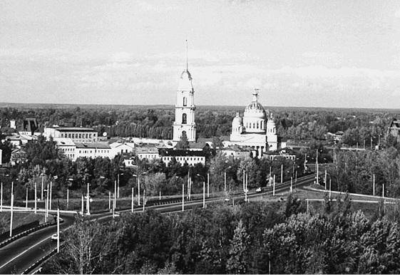 Иллюстрация к книге — Путешествие из Москвы в Ярославль. Москва – Сергиев Посад – Переславль-Залесский – Ростов Великий – Ярославль [_132.jpg]