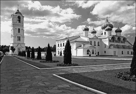 Иллюстрация к книге — Пригороды Санкт-Петербурга. От Петергофа до Гатчины  [_162.jpg]
