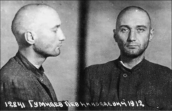 Иллюстрация к книге — Путешествие по храмам и монастырям Санкт-Петербурга  [_099.jpg]