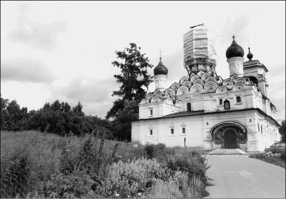 Иллюстрация к книге — Усадьбы Подмосковья. История. Владельцы. Жители. Архитектура  [_140.jpg]