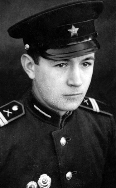 Иллюстрация к книге — Одна отдельно счастливая жизнь [i_024.jpg]