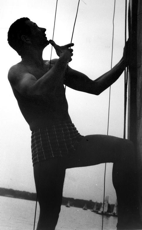 Иллюстрация к книге — Одна отдельно счастливая жизнь [i_028.jpg]