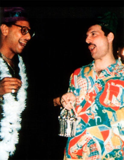 Иллюстрация к книге — Меркьюри и я. Богемская рапсодия, любовь и котики [i_020.jpg]