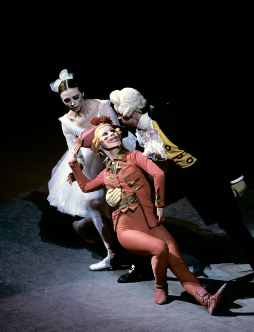 Иллюстрация к книге — Новый год в России. История праздника [i_125.jpg]